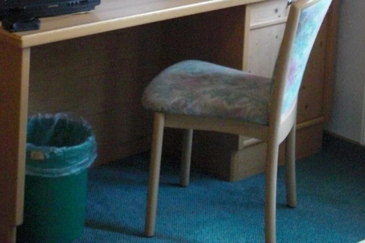 Room 2 of 5