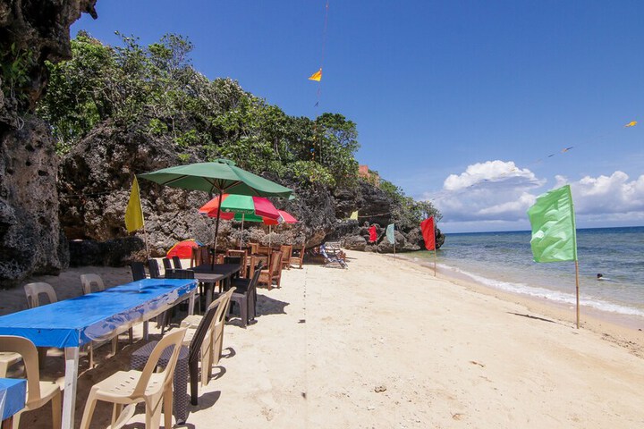 Beach 142 of 160