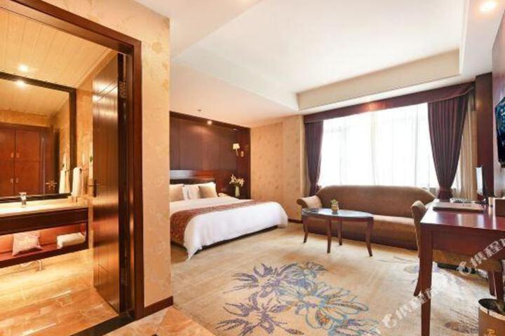 Ruixin Hotel (Chengdu Kuanzhai Alley)