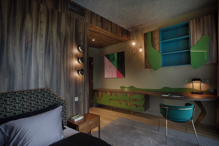 Room 47 of 257