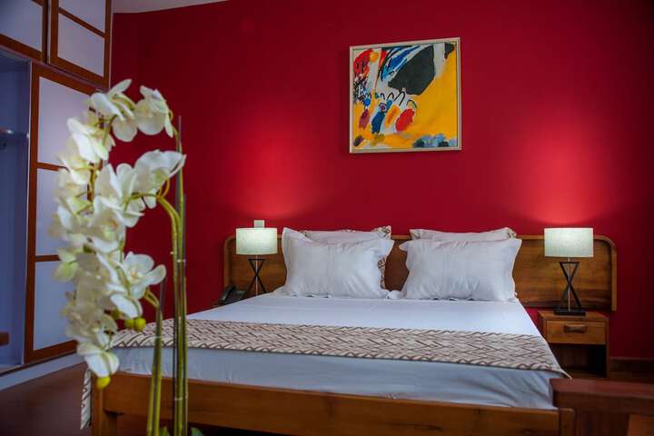Room 4 of 19