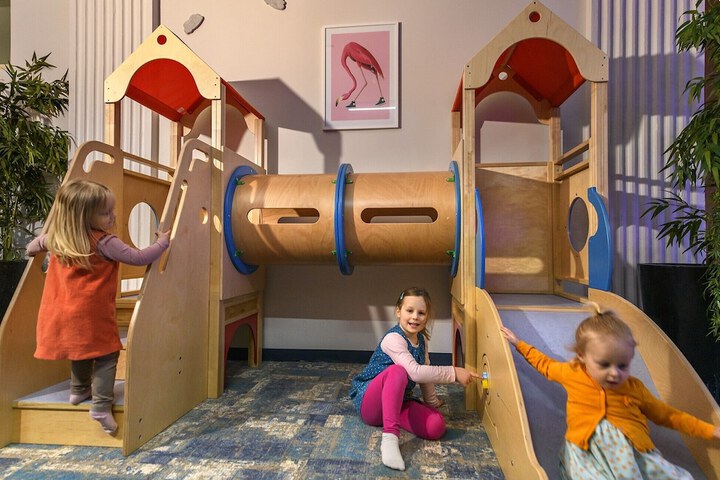 Childrens Activities 18 of 27