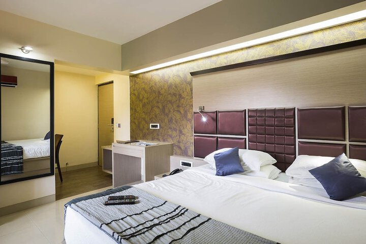 Room 4 of 44