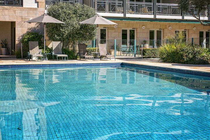 Pool 34 of 64