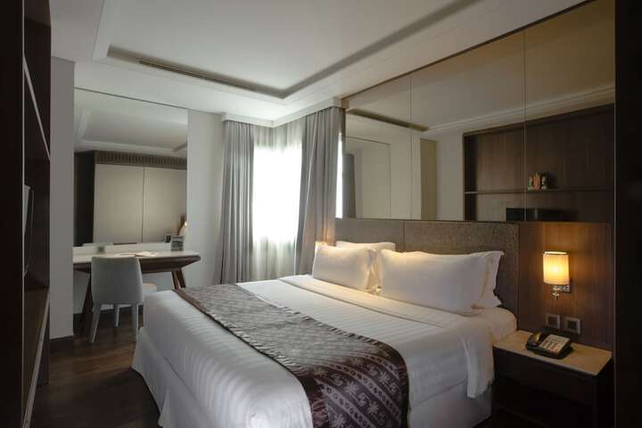 Room 12 of 40