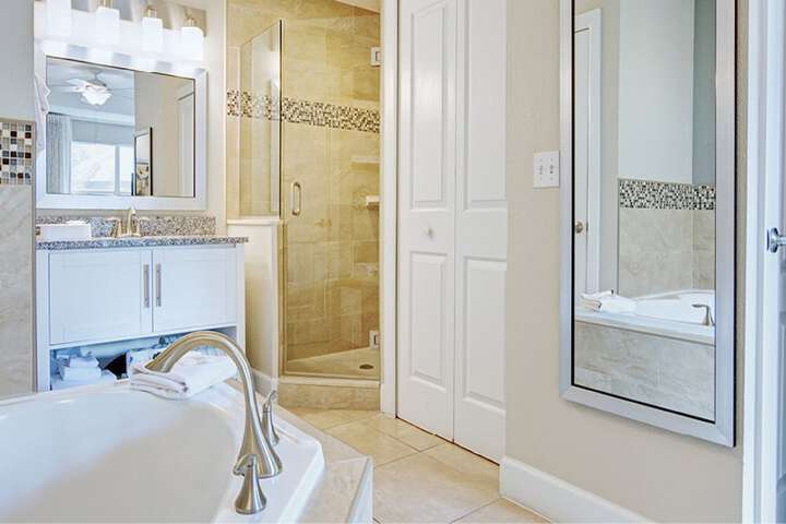 1 Bedroom Condo Junior 2 Queen Beds Sofa Accessible (16 of 38)