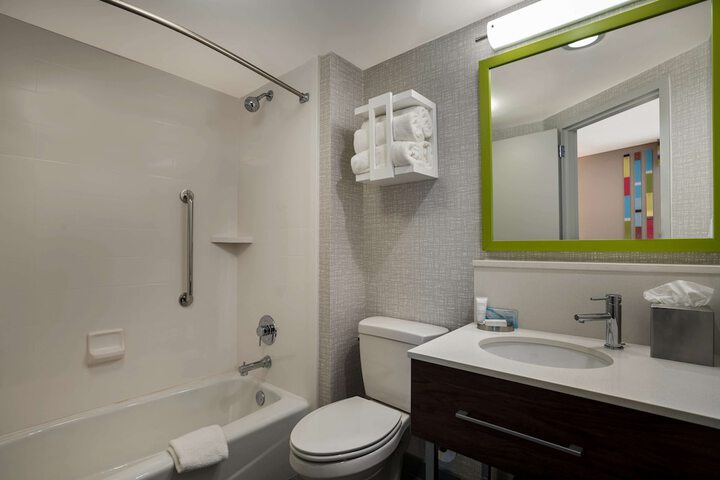 Bathroom shower