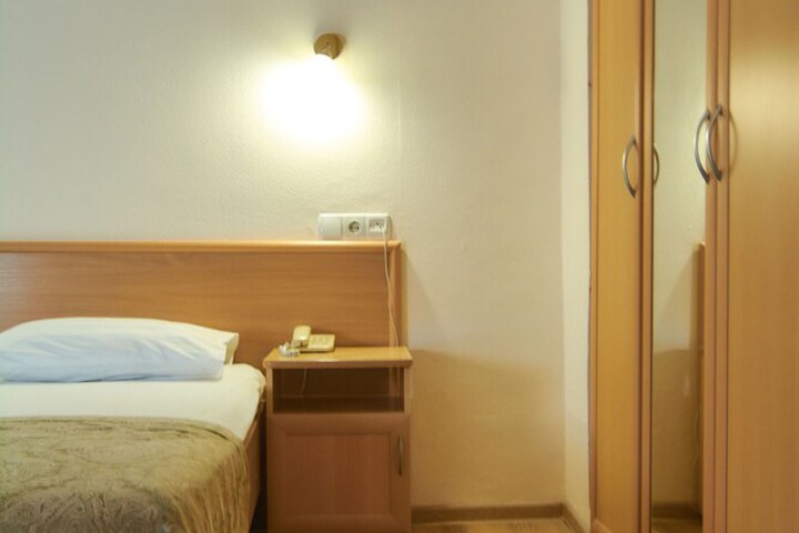 Room 41 of 115