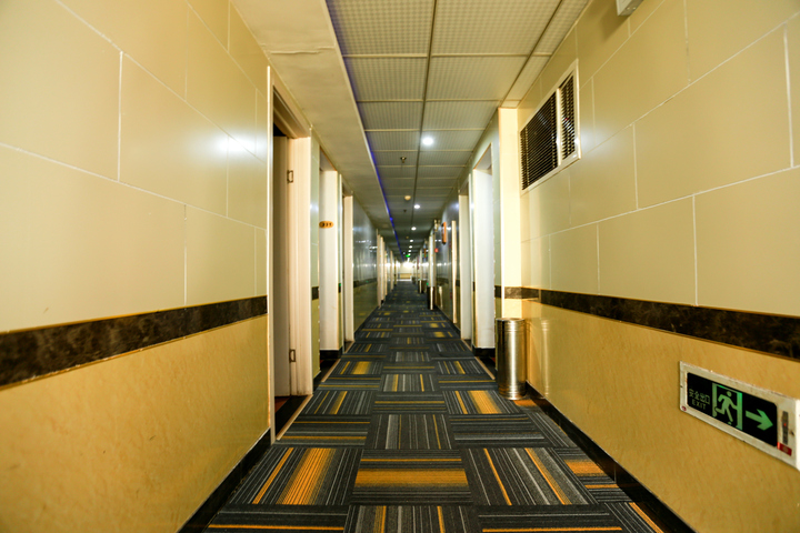 Hotel Interior 10 of 25