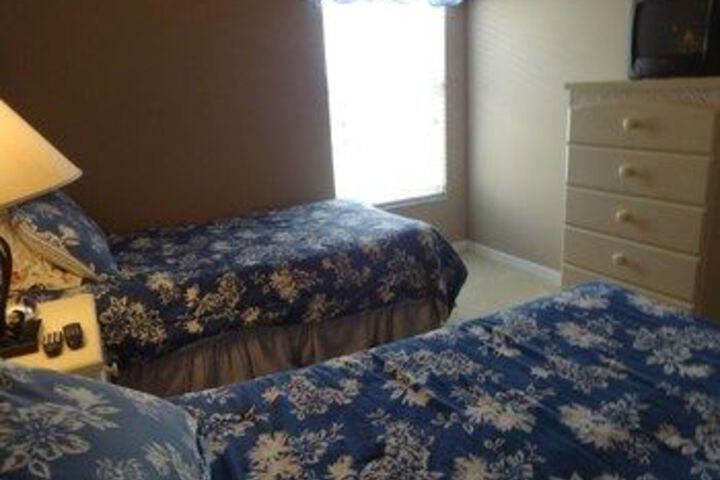 Room 25 of 59