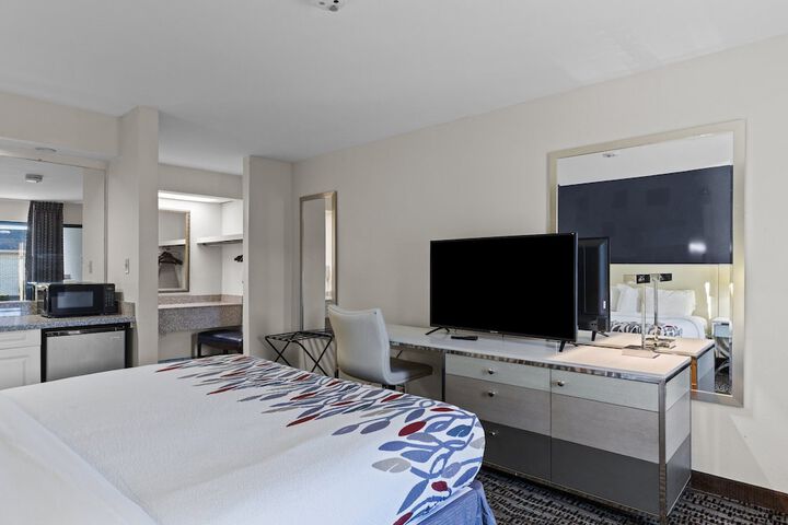 Room 16 of 63