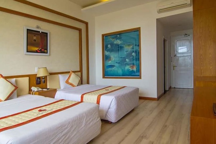 Room 20 of 37