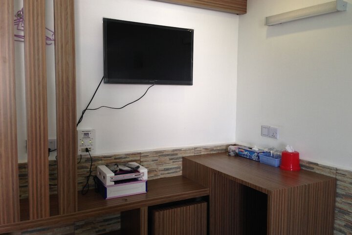 Room 5 of 51