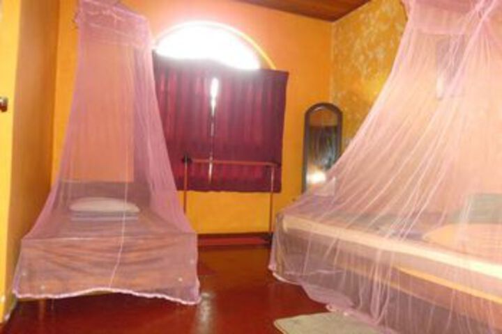 Room 7 of 20