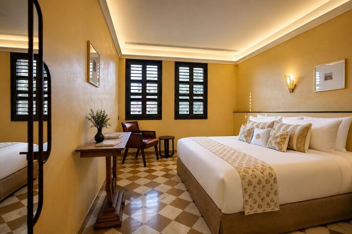 Room 48 of 64