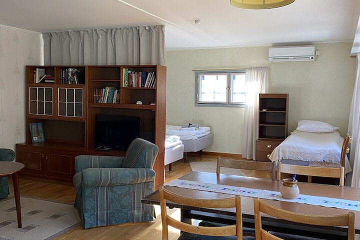 Room 8 of 64
