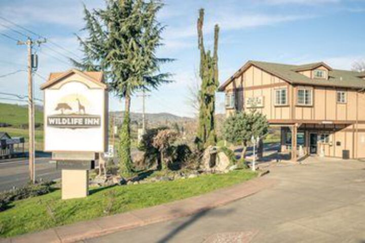 Exterior of WILDLIFE INN