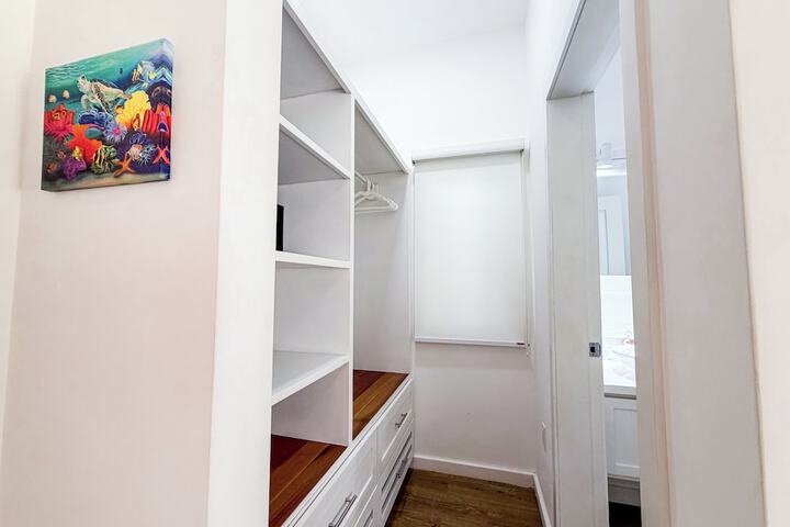 Room 46 of 69