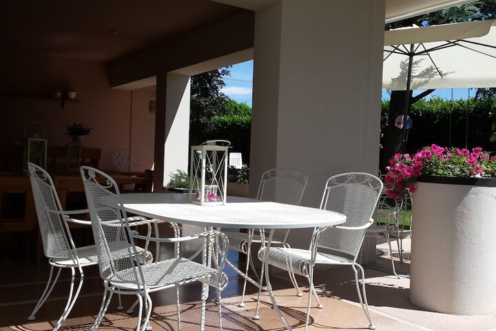 Terrace/Patio 23 of 60