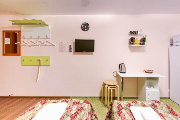 Room 6 of 45