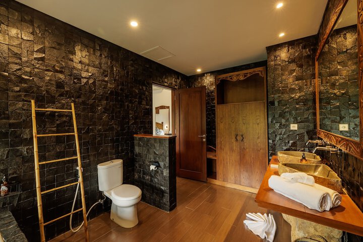 Room 40 of 62