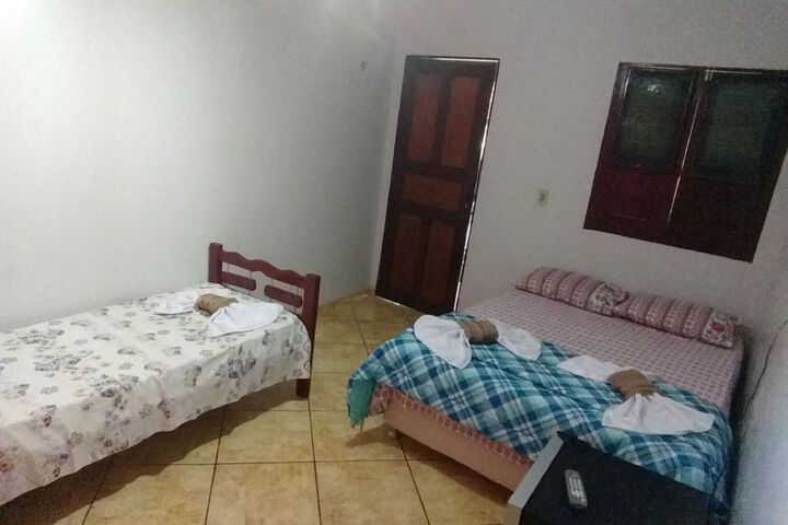 Room 12 of 16