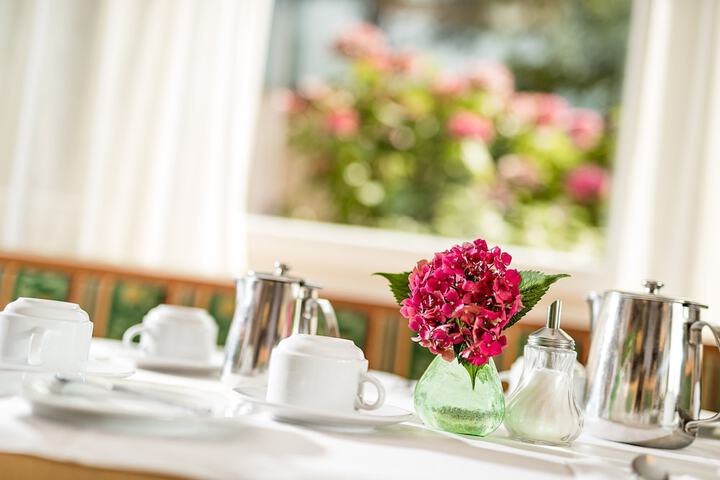 Breakfast/Coffee Service 15 of 29