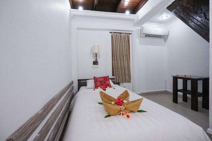 Room 5 of 51