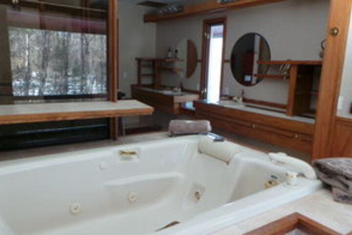 Hot Tub 24 of 27