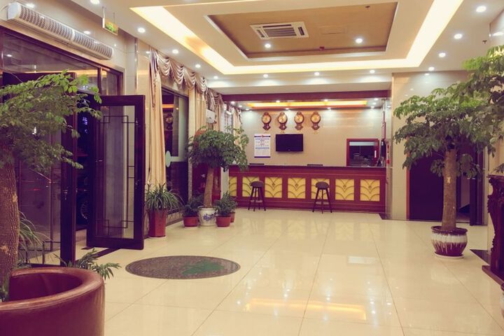 Hotel Interior 4 of 7