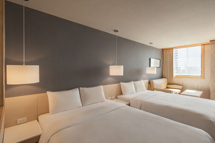Room 18 of 64