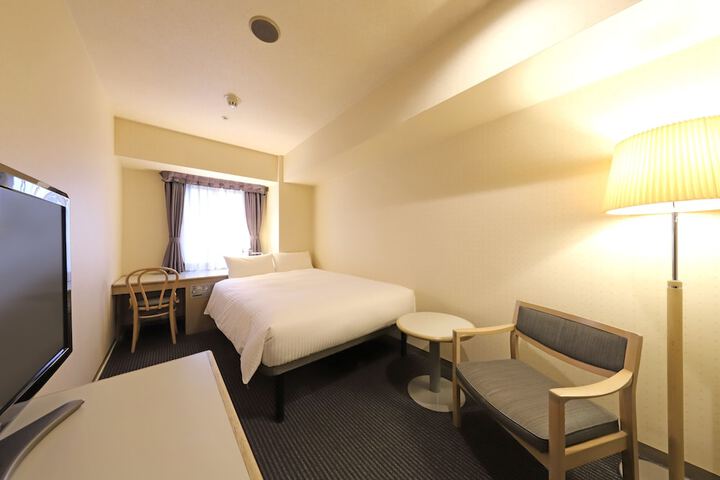 Room 9 of 22