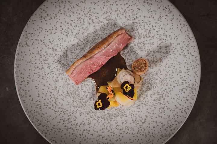 Dining 106 of 139