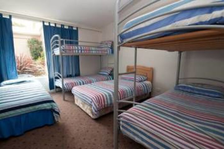 Room 8 of 22