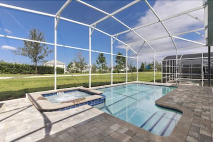 Pool 17 of 35