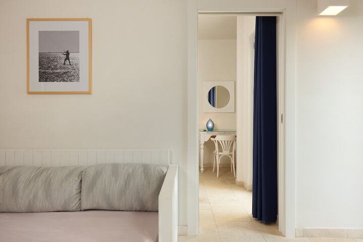 Room 43 of 113