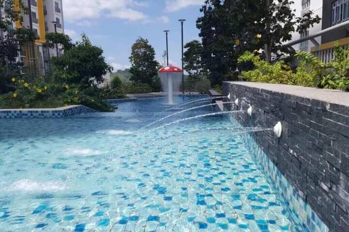 Pool Hotel