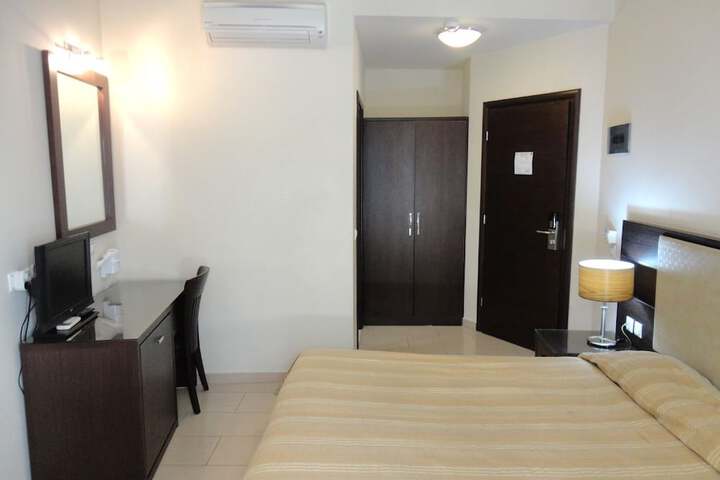 Room 3 of 54