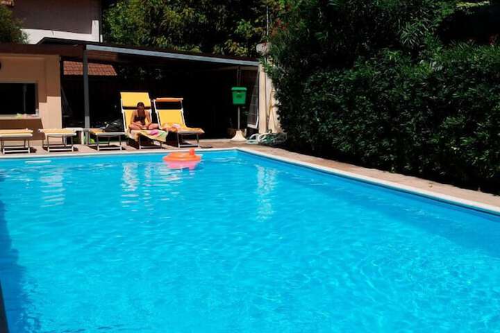 Pool 39 of 55