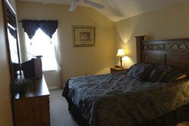 Room 27 of 77