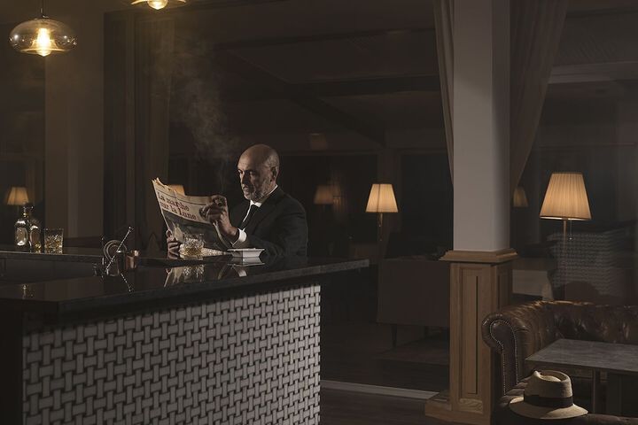 Lounge 82 of 89