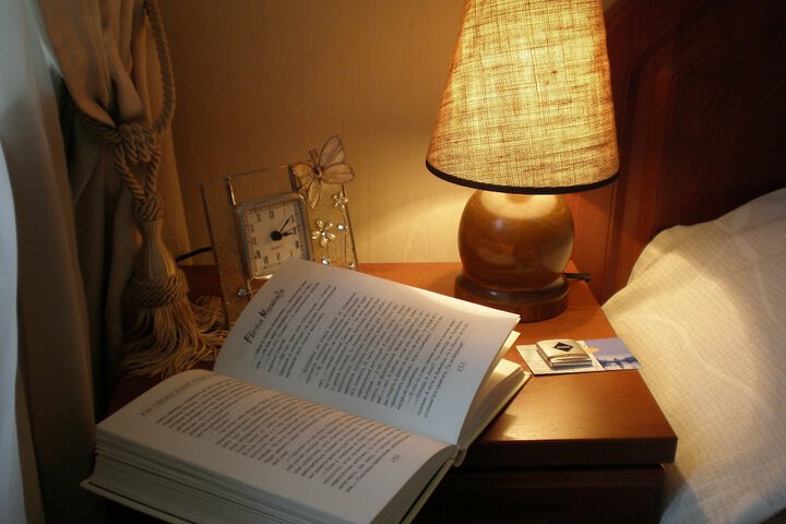 Room 4 of 33