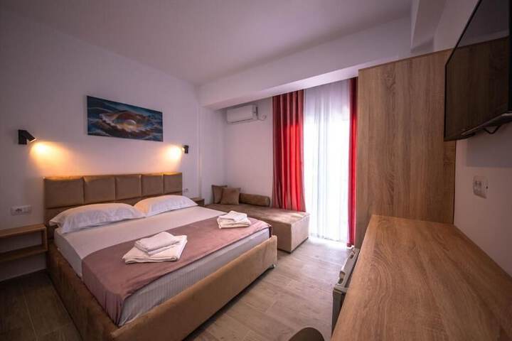 Room 97 of 163