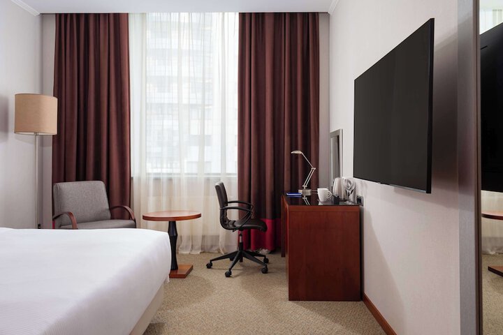 Room 17 of 71
