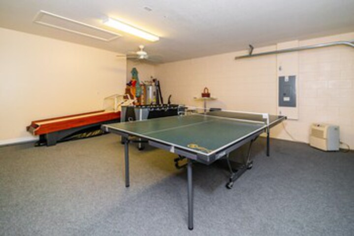 Room 8 of 35