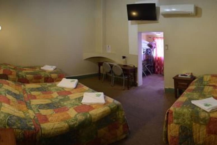 Room 36 of 98