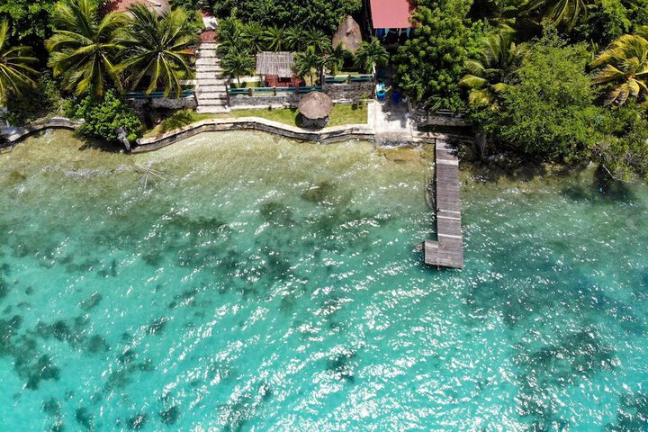 Villa Santuario Lake Front Oasis in Bacalar