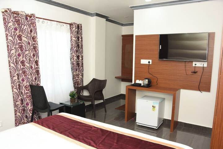 Room 25 of 40