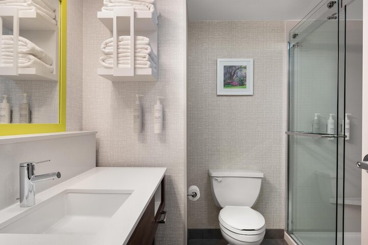 Bathroom shower