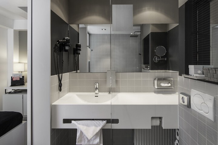 Bath Interior